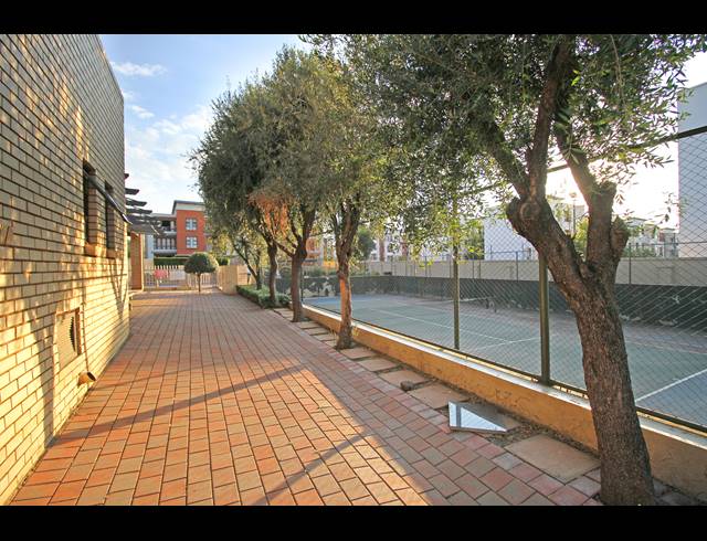 1 BEDROOM APARTMENT FOR SALE IN FERNDALE